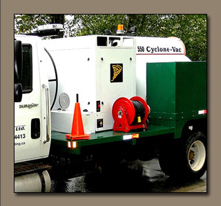 The Hydro-Vac-Excavator is a vacuum excavator designed specificaly to be compact, user friendly, quiet, and highly efficient as a pot holing, as well as a utility valve box and meter box cleaning machine.